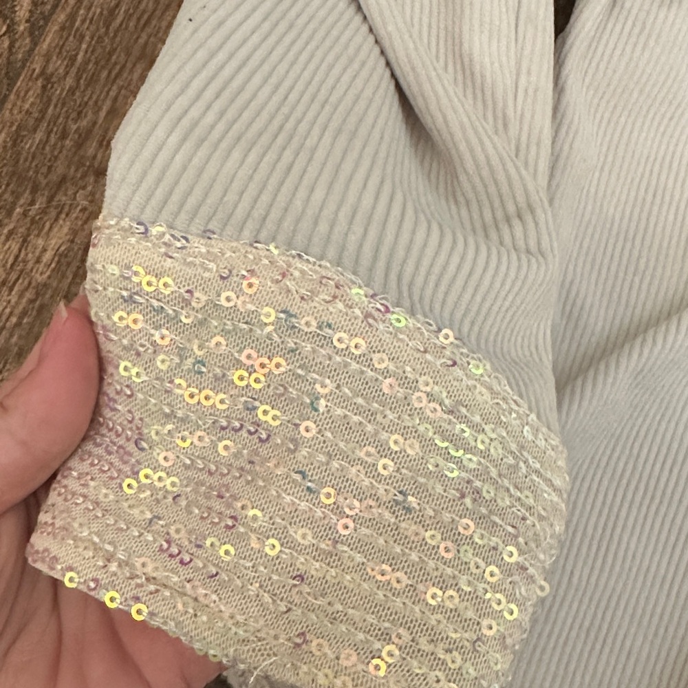 Cream Button-Up jacket/shirt with Sequin Details - Picture 4 of 6